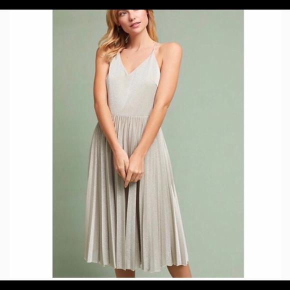 gorgeous Shimmering dress 👗 - Picture 1 of 4